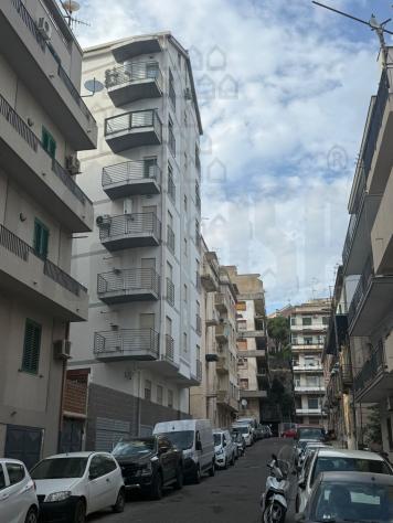 APPARTAMENTO di 3 vani e di 75 mq (MESSINA) rif. 2VS 18237 - Foto 5