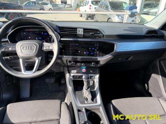 AUDI Q3 SPB 35 TDI S tronic S line edition rif. 24224547 - Foto 9