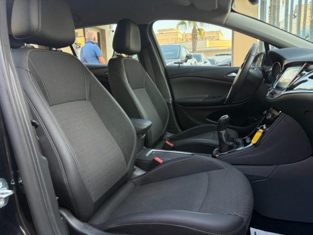 OPEL Astra 1.6CDTi 110 SportsTourer Innovation rif. 24000252 - Foto 9