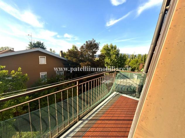 TRILOCALE CON AMPIO TERRAZZO, BOX E CANTINA – BERGAMO - Foto 5
