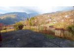 Casa indipendente di 140 m² con più di 5 locali in vendita a Parre
