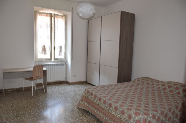 AMPIE CAMERE IN AFFITTO PER STUDENTI - Foto 2