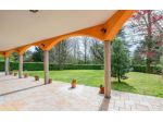Villa di 840 m² con più di 5 locali e box auto doppio in vendita a Carimate