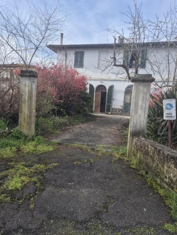 VENDESI CASA INDIPENDENTE IN CASTELFIORENTINO VIA FONDA - Foto 7