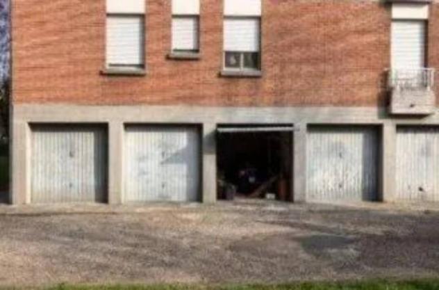 Immobile in asta di 89 m², box auto in vendita a Reggiolo - Foto 2