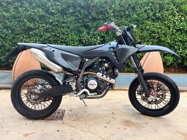 Vendo splendida Fantic Motard XMF 125 4 tempi - Foto 7