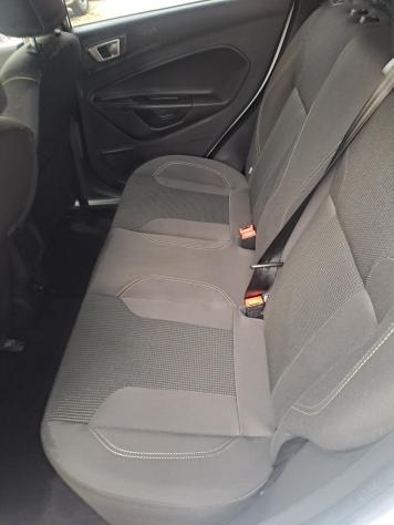 Ford Fiesta 1.0 80CV 5 porte Titanium - Foto 8