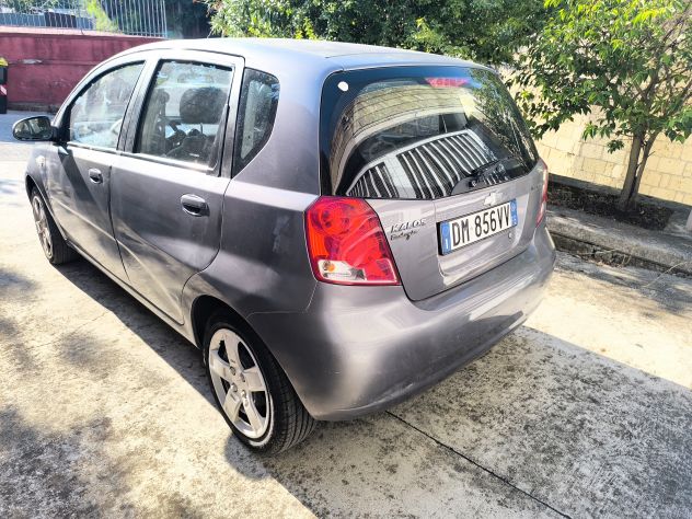 Chevrolet Kalos 1.2 GPL – economica, sincera e senza sorprese - Foto 8