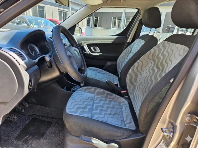 Škoda Roomster 1.4 Comfort GPLine - Foto 6