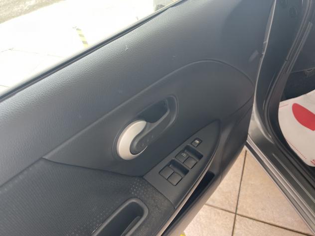 Nissan Note 1.4 16V 88cv Acenta - Foto 6