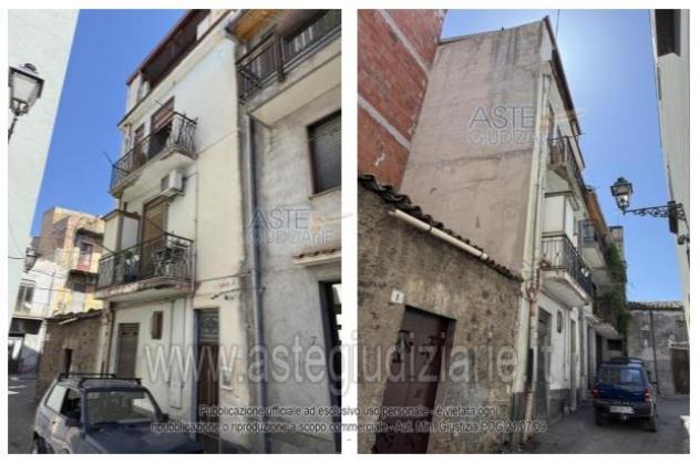 IMMOBILI-IMMOBILE RESIDENZIALE-VIA SCUDERIA 5 - Foto 2