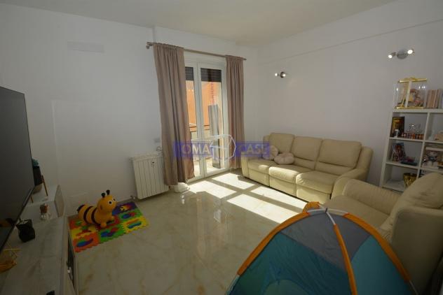 Lomagna, trilocale ristrutturato piano primo - Foto 5