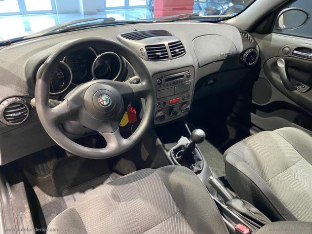 ALFA ROMEO 147 1.9 JTD 115CV 5p. Distinctive - Foto 6