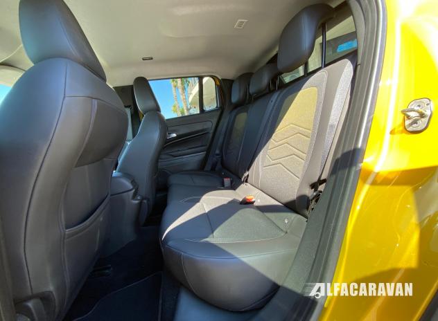 Jeep Avenger 1.2 turbo Summit fwd 100cv - Foto 8