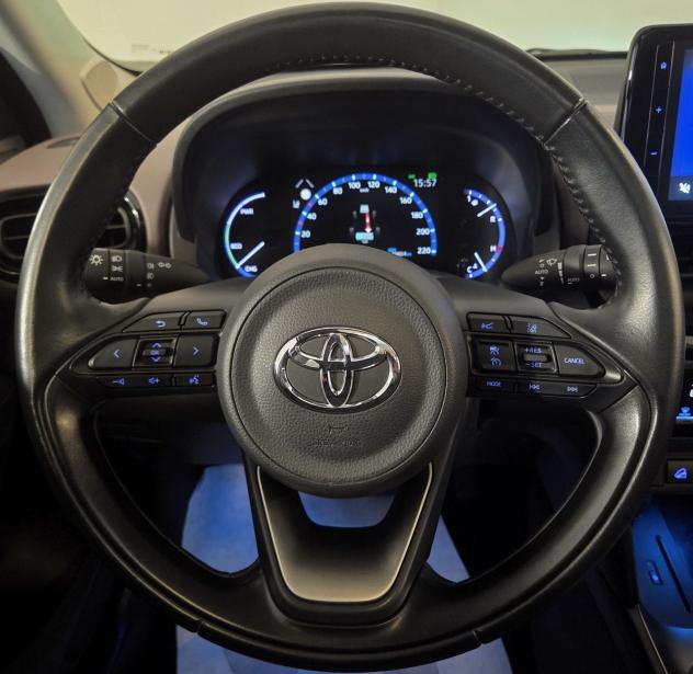 Toyota Yaris Cross 1.5H (116 CV) E-CVT Lounge AWD - Foto 10