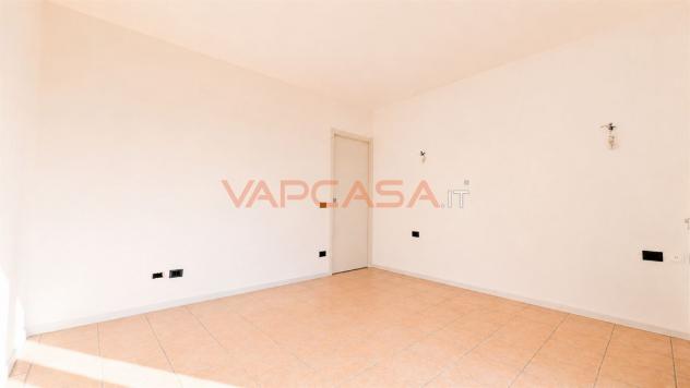 ESCLUSIVO E LUMINOSO TRIOLOCALE CON BOX DOPPIO - Foto 16