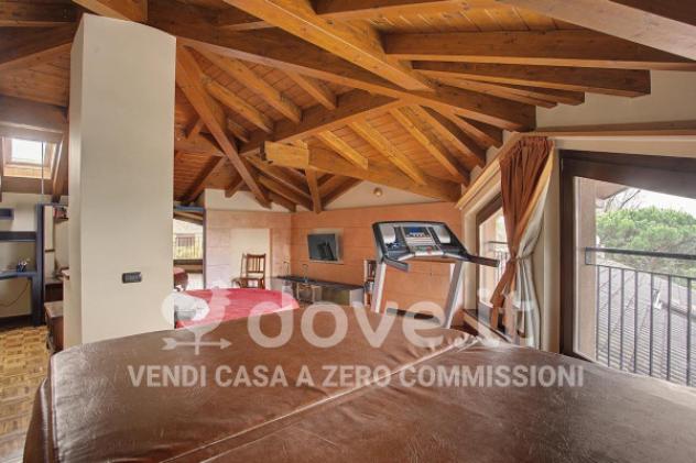Appartamento di 162 m² con 4 locali e box auto in vendita a Gavirate - Foto 4