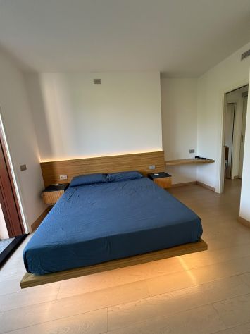 Lussuoso bilocale con garage e cantina lib. subito - Foto 16