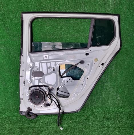 PORTIERA POSTERIORE DESTRA RENAULT Megane Sporter (K9A/M/N_) 821006310R (16) - Foto 9