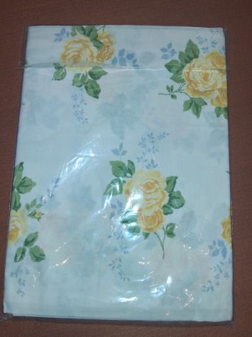 Tovaglia rettangolare 100% Cotone Disegni Rose gialle nuova confezionata - Foto 2