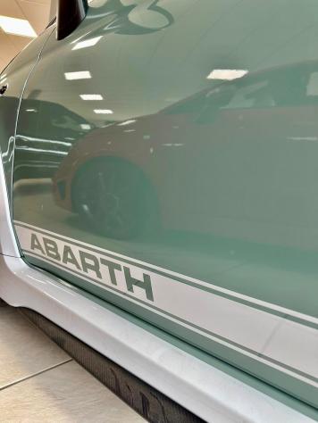 Abarth 695 1.4 t-jet 70th 180cv - Foto 10