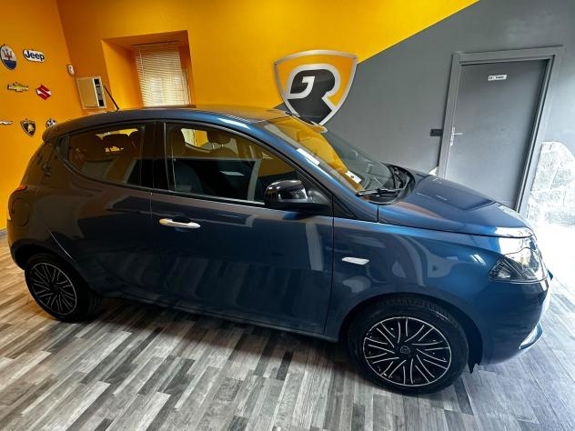 Lancia Ypsilon 1.0 FireFly 70cv Hybrid ALBERTA FERRETTI PREZZO VERO - Foto 2