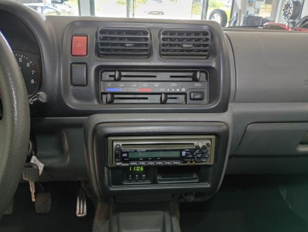 SUZUKI Jimny 3ª serie Jimny 1.3i 16V cat Cabrio 4WD JLX - Foto 9