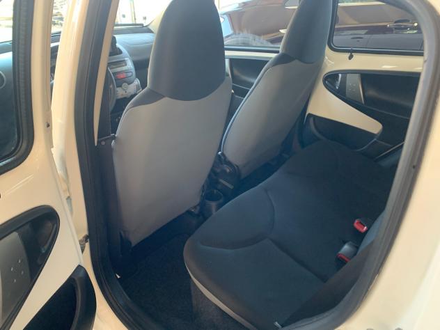 Toyota Aygo 1.0 12V VVT-i 5 porte Active Connect OK NEO PATENTATI - Foto 5