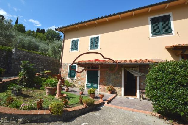 Terratetto in vendita a Lappato - Capannori 187 mq Rif: 1069869