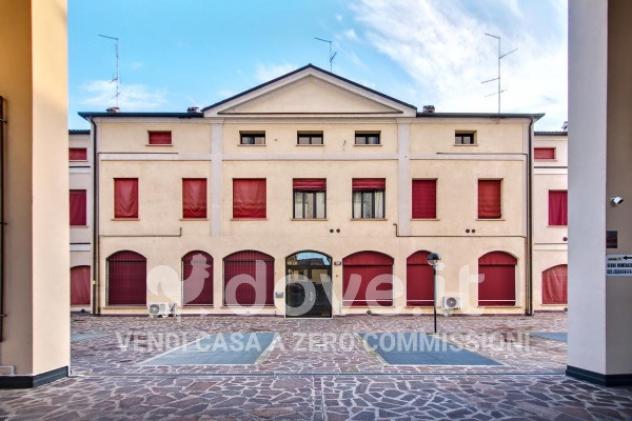 Appartamento di 111 m² con 4 locali in vendita a Ferrara