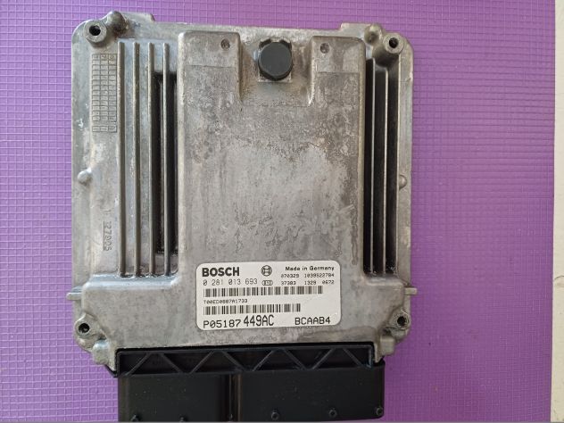 CALIBER CENTRALINA MOTORE DODGE CALIBER 2.0 CRD, CODICE B0SCH : 0281013693 Ce