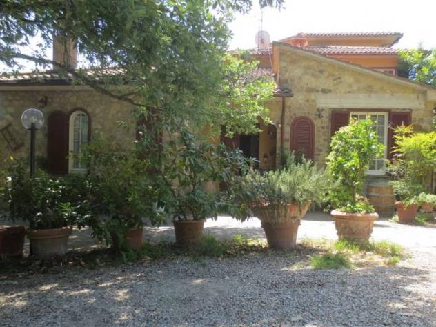 Villa in vendita a Castelnuovo Berardenga 270 mq Rif: 1418655