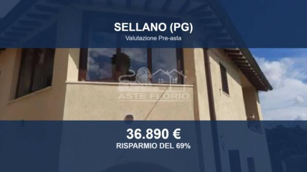 Immobile in asta di 151 m², box auto in vendita a Sellano