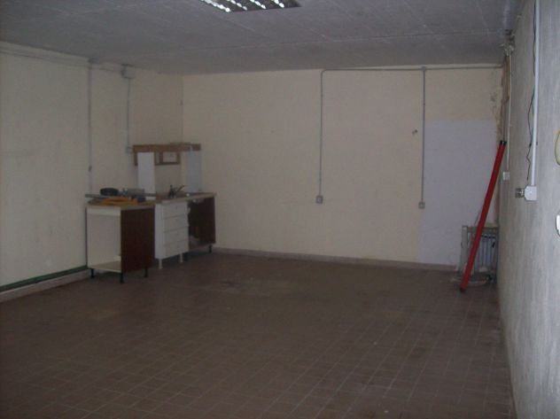 TORREVECCHIA CENTRO COMMERCIALE IL FONTANILE - Foto 7