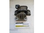 304062010 SUPPORTO MOTORE OPEL CORSA 1.2 G 59KW 5M 3P (2010) RICAMBIO USATO