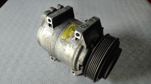 Compressore climatizzatore Volvo XC70 2.4D5 del 2006 (30742206) - Foto 3