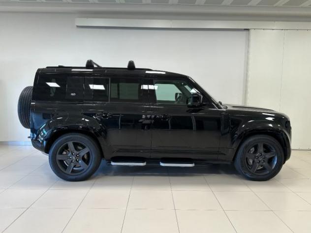 LAND ROVER Defender 110 3.0D I6 300 CV AWD Auto X-Dynamic HSE rif. 23821344 - Foto 3