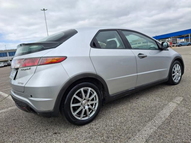 Honda Civic 2.2 i-CTDi 5p.-DIESEL-SEDILI IN PELLE- - Foto 10