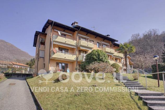 Appartamento di 97 m² con 3 locali e box auto in vendita a Dumenza