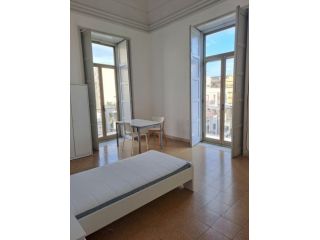 Stanza di 20mq, vicino facoltà economia, Corso Italia/Piazza Iolanda