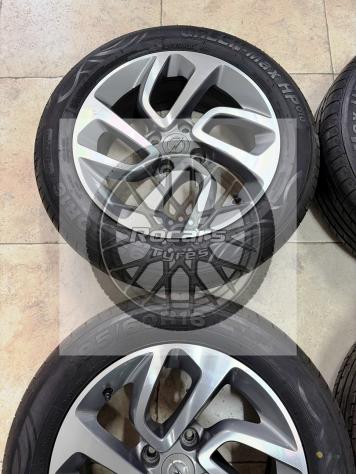 Cerchi 16 diamantati e pneumatici Opel Crossland - Foto 3