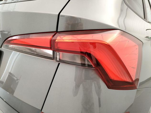 Škoda Kamiq 1.0 TSI Black Dots DSG 85kW - Foto 8