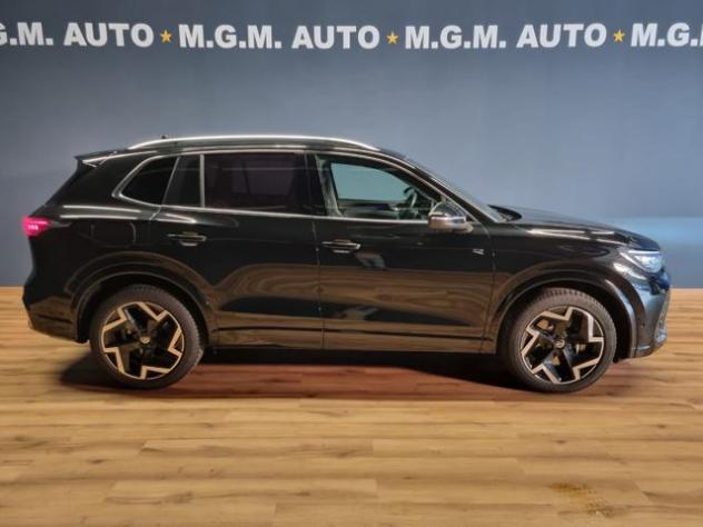 VOLKSWAGEN Tiguan 2.0 TDI 150 CV DSG R-Line rif. 23980332 - Foto 4