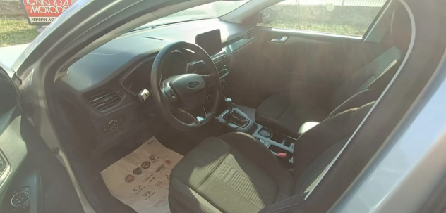 Ford Focus 1.0 EcoBoost 125 CV automatico SW Business - Foto 9