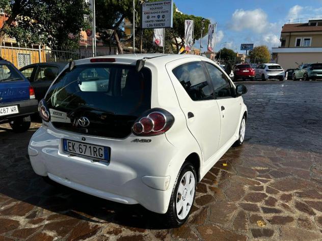 TOYOTA - Aygo - Con. 1.0 VVT-i 72 CV 5p. x-cite MMT - Foto 7
