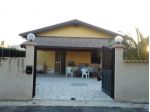 villa a pochi passi dal mare