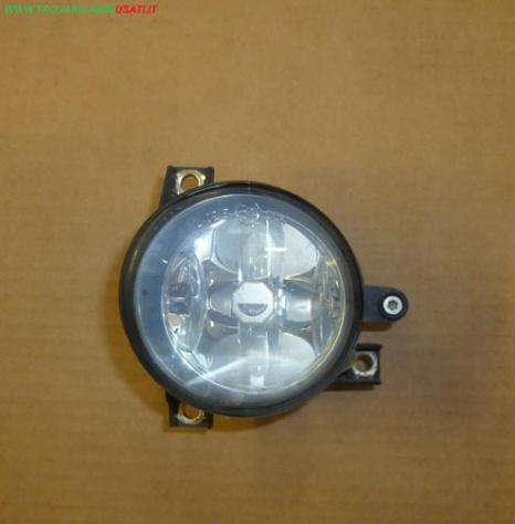 PROIETTORE FENDINEBBIA S. VOLKSWAGEN POLO (9N)  Parti elettriche  Fanaleria  Fendinebbia dx. VOLKSWAGEN - FOX - 01-04-2005 - 01-07-2011, VOLKSWAGEN -