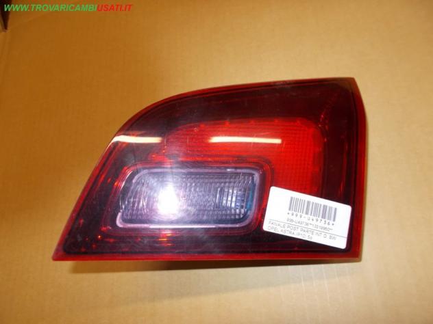 FANALE POST. PARTE INT. D. SW OPEL ASTRA (P10) 5p  Parti elettriche  Fanaleria  Fanali  Fanale post. sx. OPEL - ASTRA J - 01-02-2010 - 01-08-2012