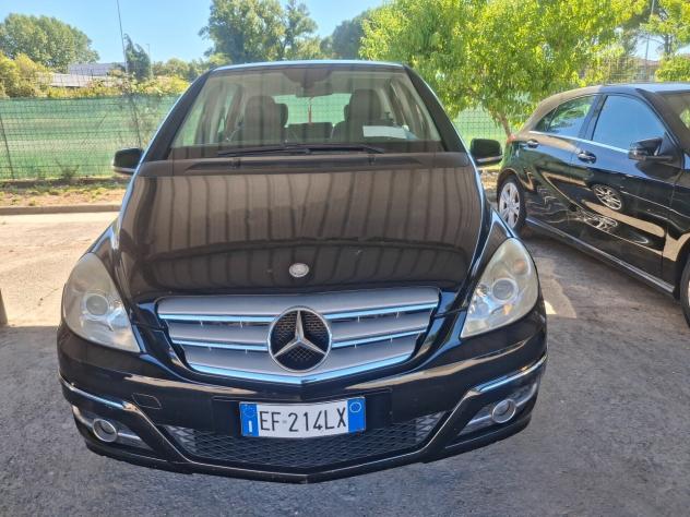 Mercedes-benz B 180 CDI Premium-NAVI-AUTOMATICA- - Foto 2