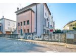 Villetta a schiera di 109 m² con 5 locali e box auto in vendita a Ferrara